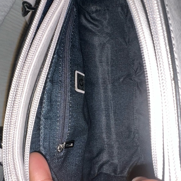 G by Guess shoulder Bag - Picture 7 of 10